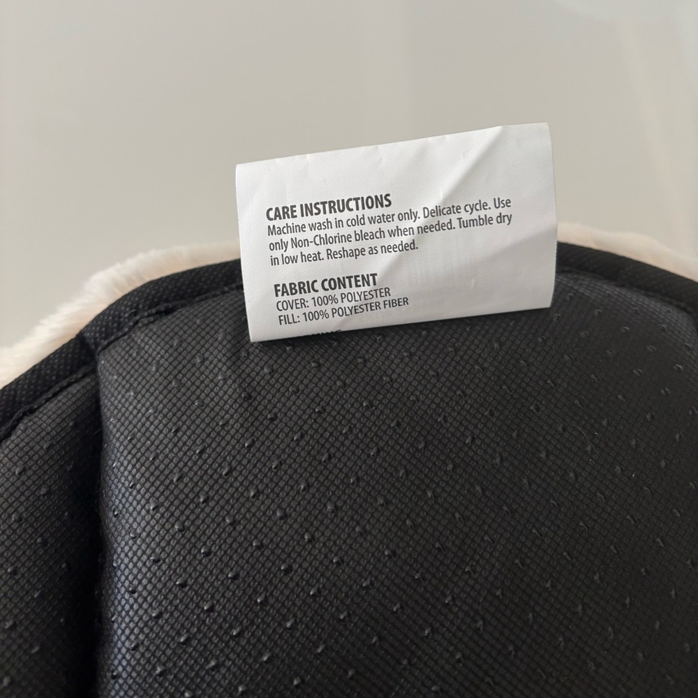 Frisco Self-Warming Bolster Kitten Bed - Picture 5 of 5